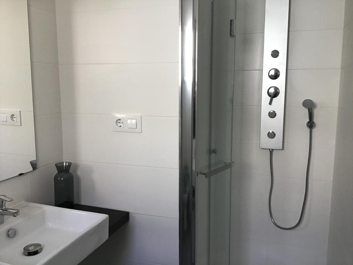 Apartamento Primera Linea De Playa Белрегуарт Екстериор снимка