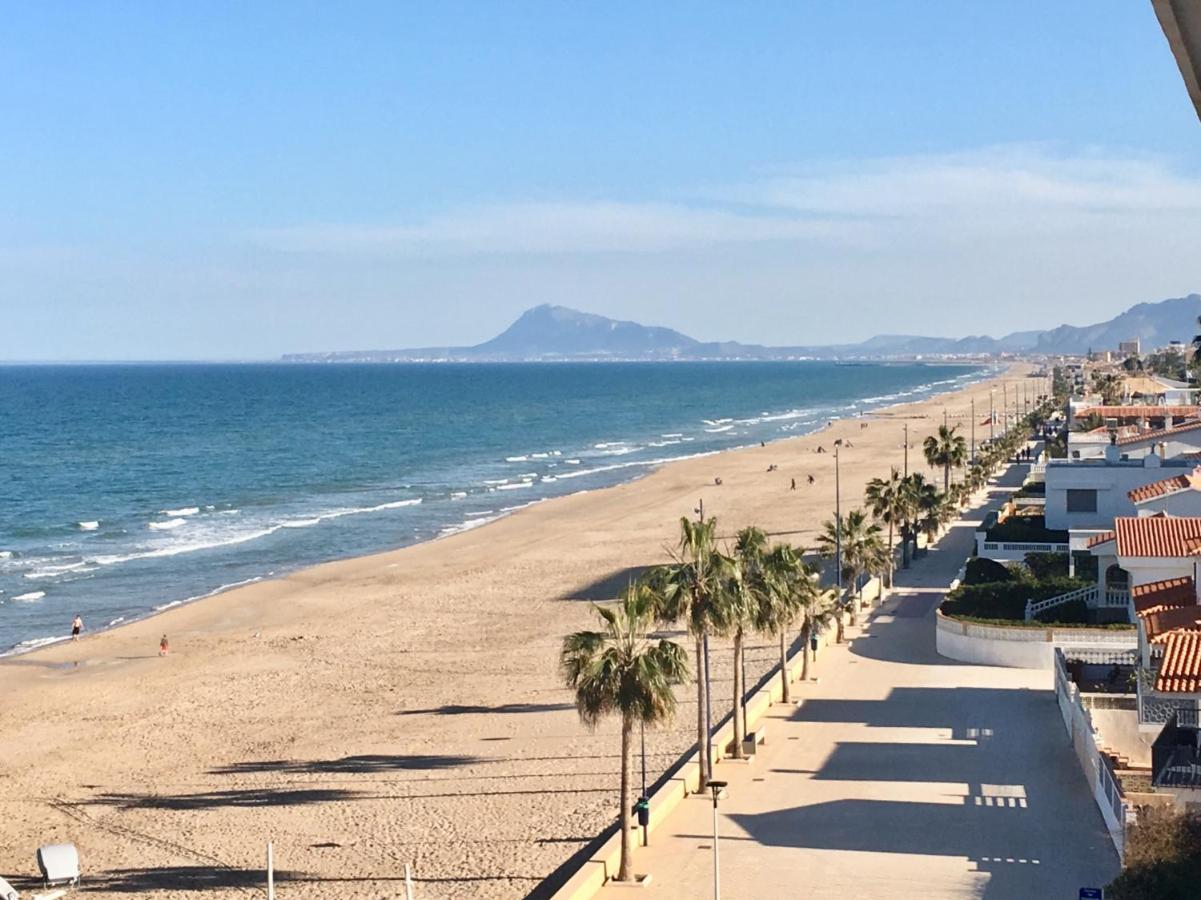 Apartamento Primera Linea De Playa Белрегуарт Екстериор снимка