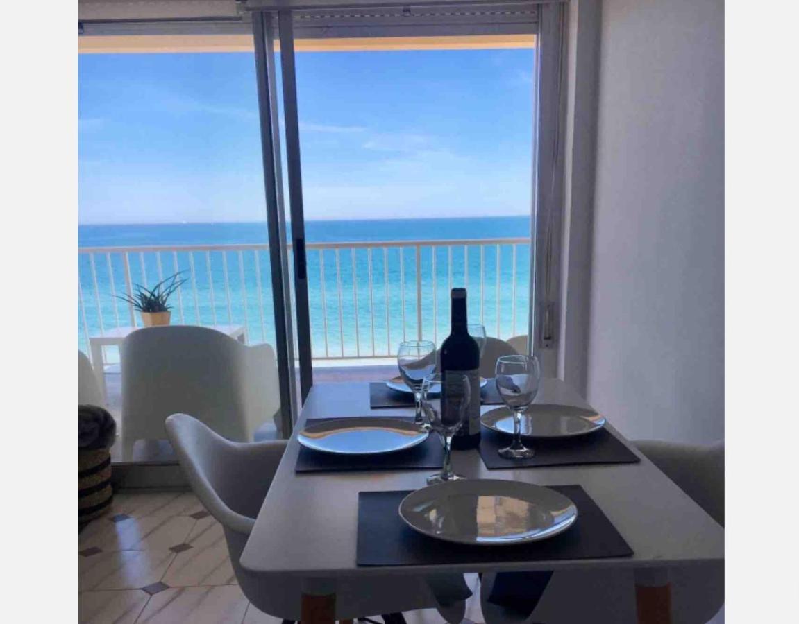 Apartamento Primera Linea De Playa Белрегуарт Екстериор снимка