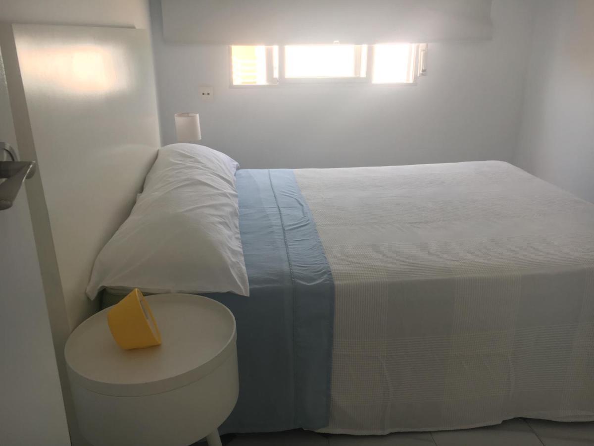 Apartamento Primera Linea De Playa Белрегуарт Екстериор снимка